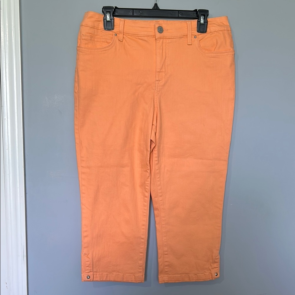 Bandolino Women's Cropped Orange Jeans size 12
